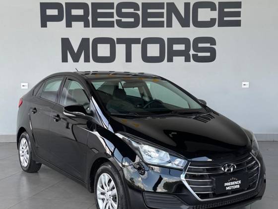 HYUNDAI HB20S 1.6 COMFORT PLUS 16V FLEX 4P AUTOMÁTICO